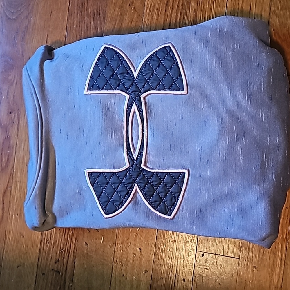Womens XXL Underarmour gray hoodie